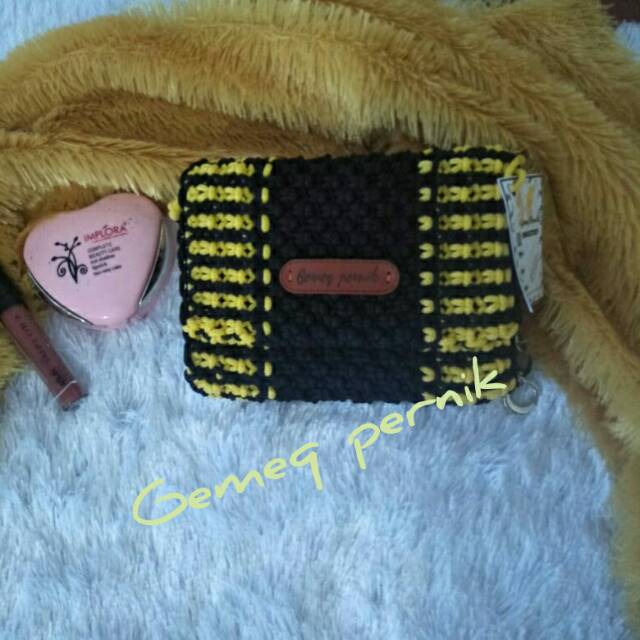 Dompet tali kur hitam kuning
