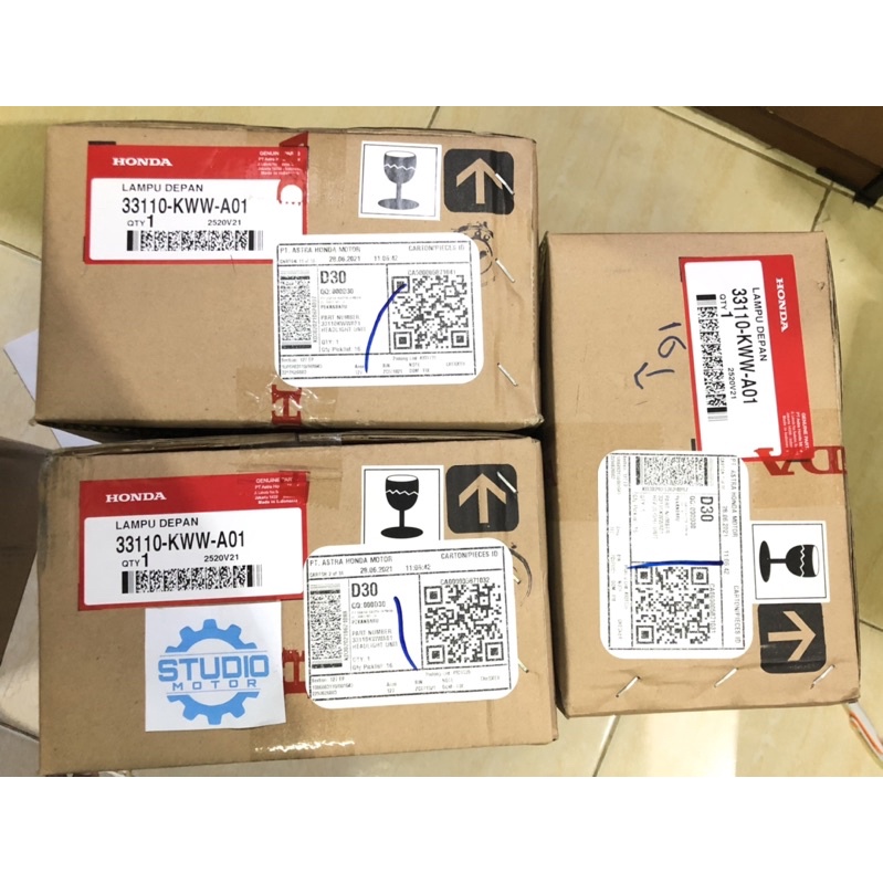 LAMPU DEPAN REVO FIT 110 / REVO ABS 33110KWWA01