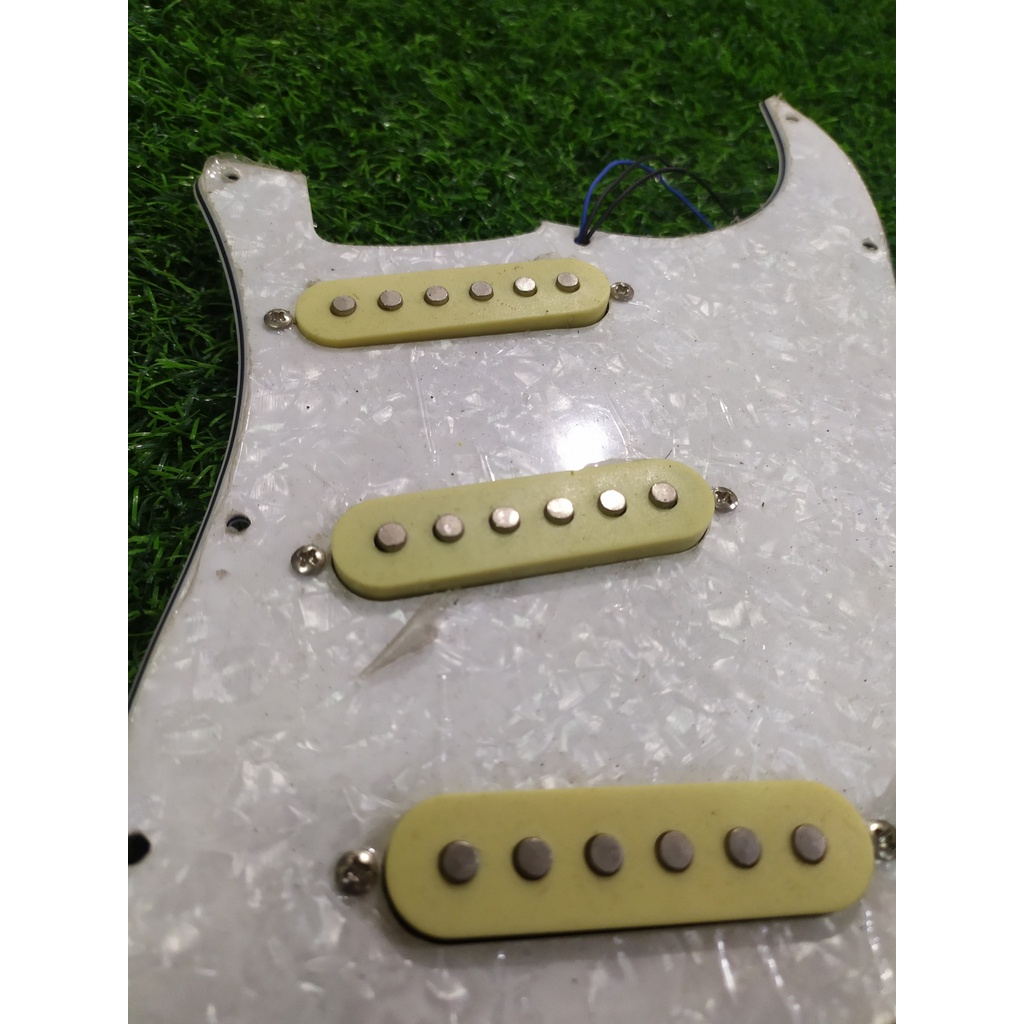 Wiring Kit Set Gitar Elektrik Stratocaster SSS Pickup Putih Gading