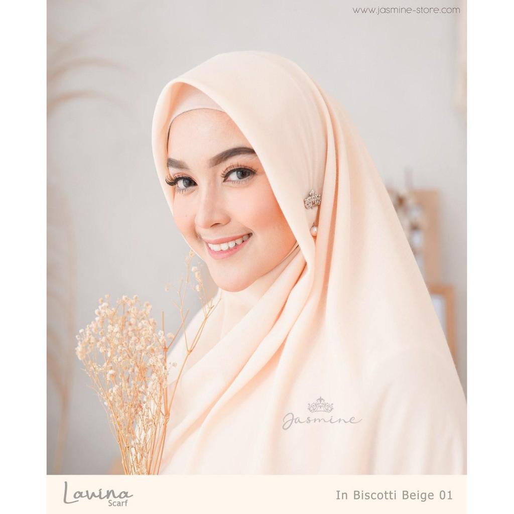 LAVINA SCARF / GALLERY AMINAH
