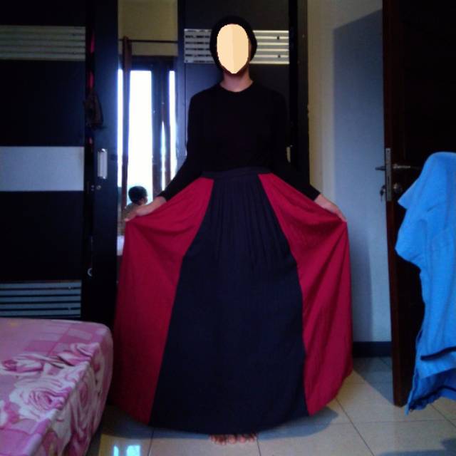 (Preloved) Flowy Maxi Skirt by RaniHatta