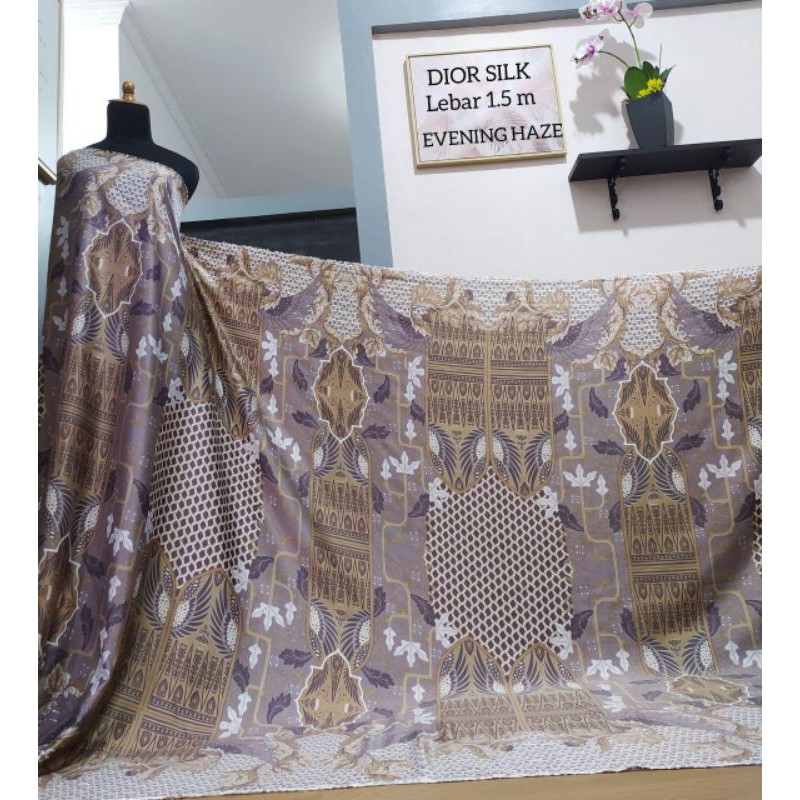 Bahan Dior Silk