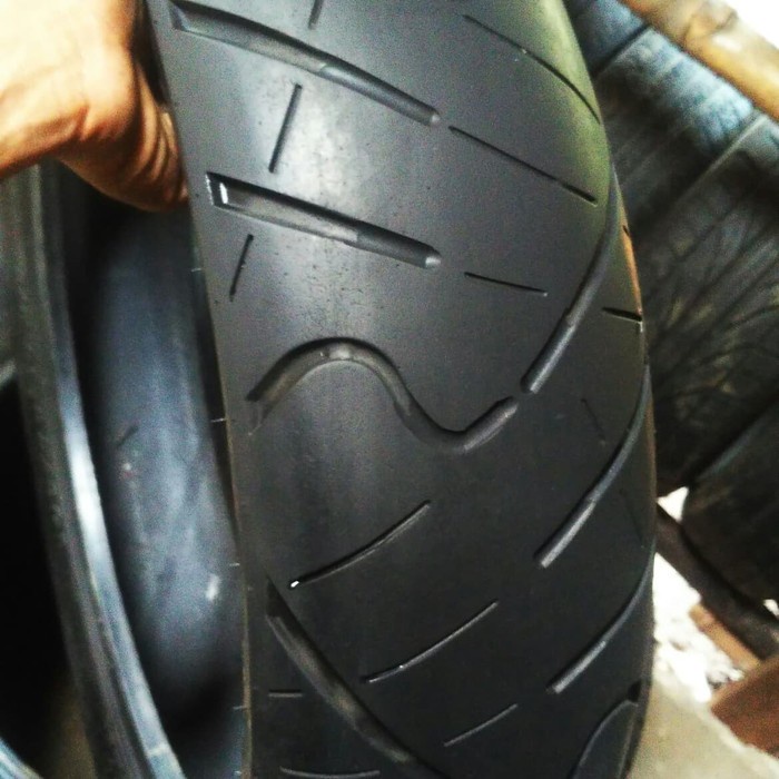 IRC ROAD WINER 140 70 17 BAN MOTOR COPOTAN SECOND BEKAS RING 17