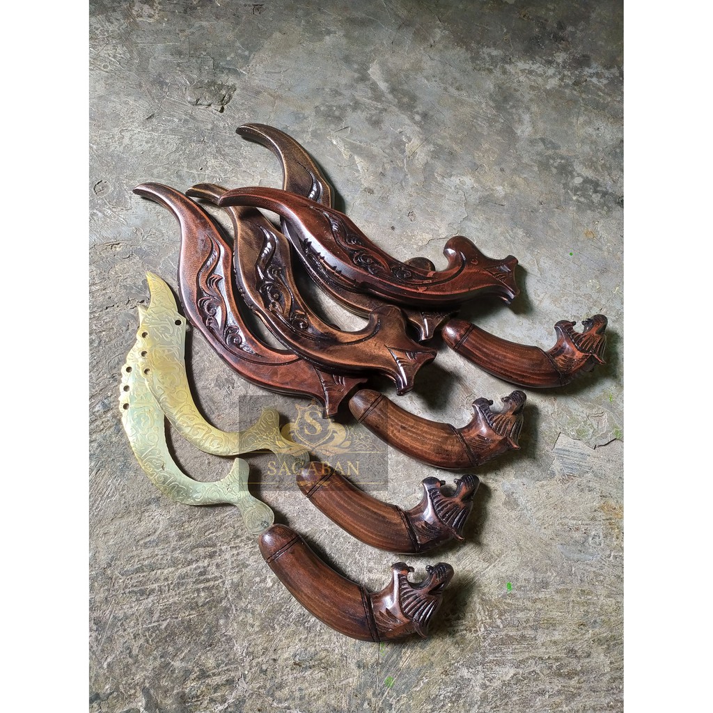 kujang kuningan besar