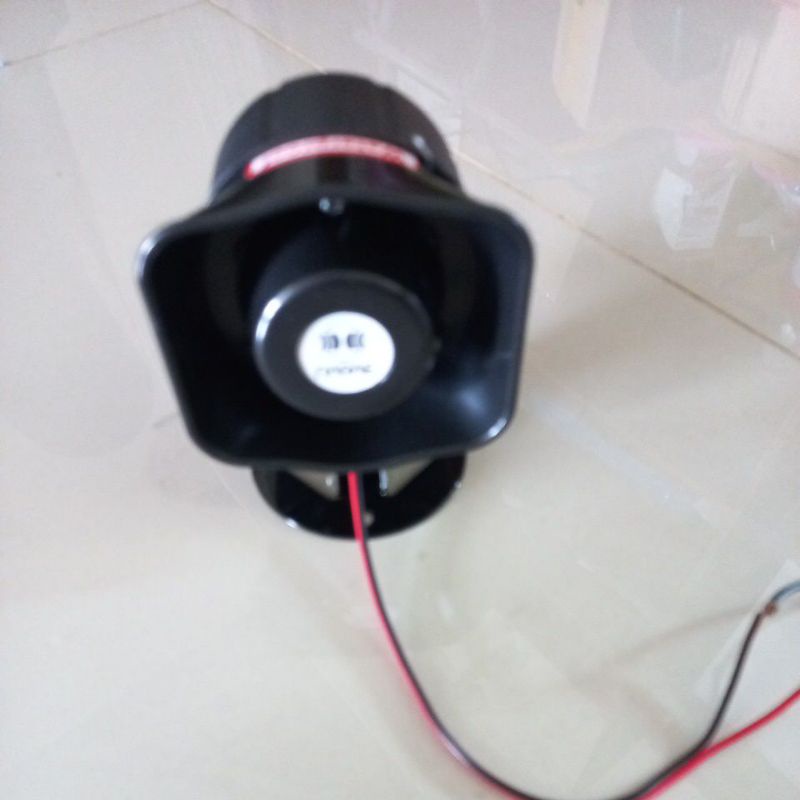 Alarm atret mobil bos muda mau mundur