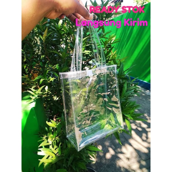 

Tas Mika Harga Pabrik Termurah (READY STOK)P.20*L.10*T.20