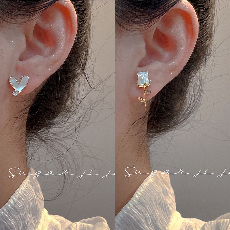 Anting Stud Bentuk Hati Warna Rose Gold Untuk Wanita