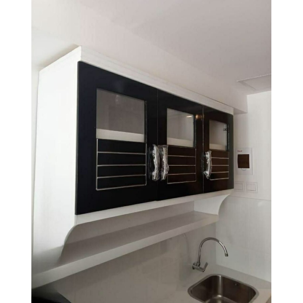 Kitchen Set Minimalis 3 Pintu Atas Kayu Warna