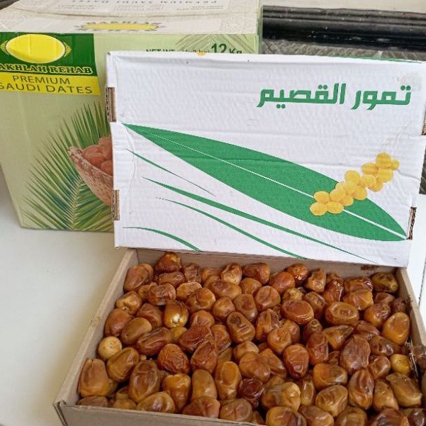 

Kurma Sukari ALQASIM 3 kg Sukari Basah Panen Terbaru