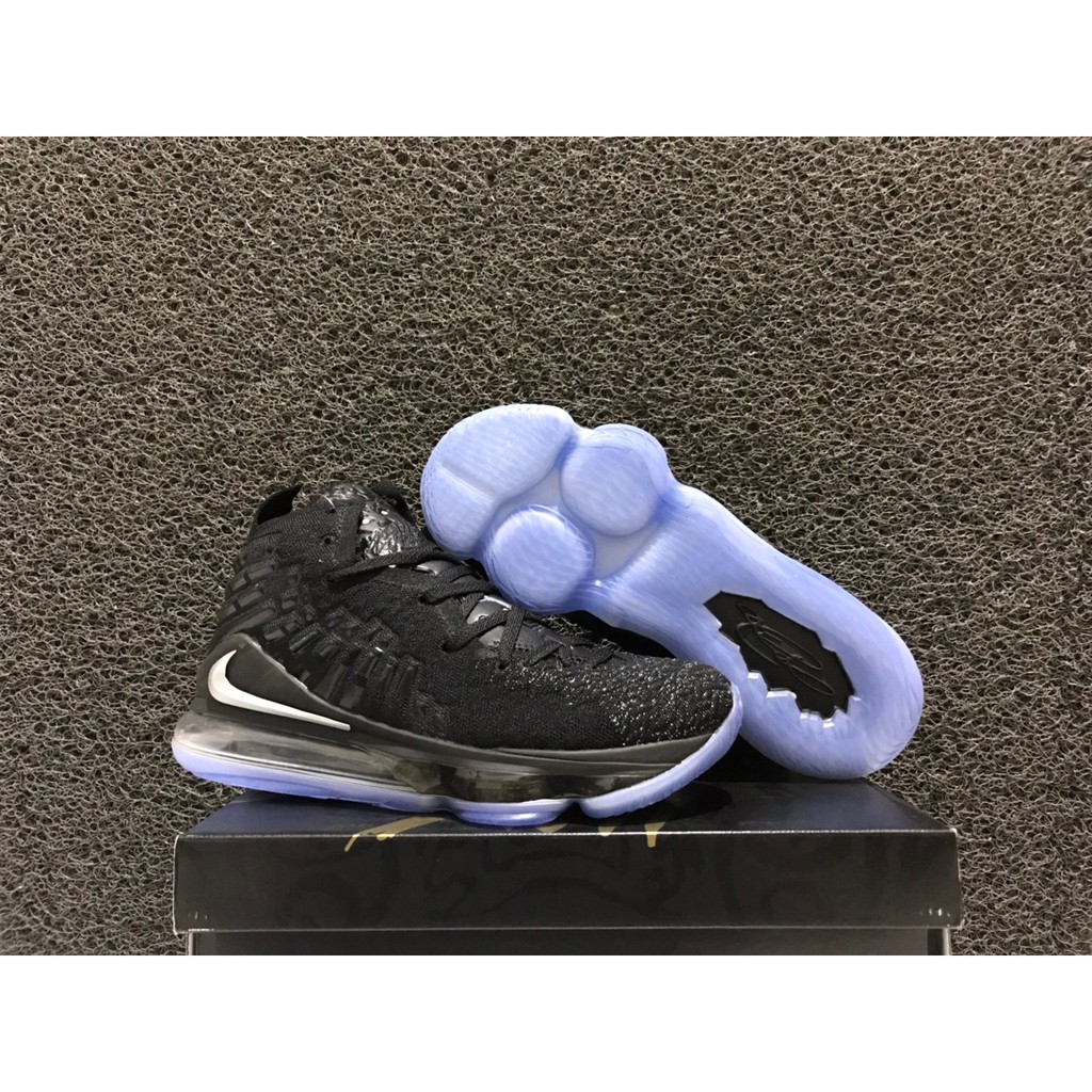 jual lebron 17