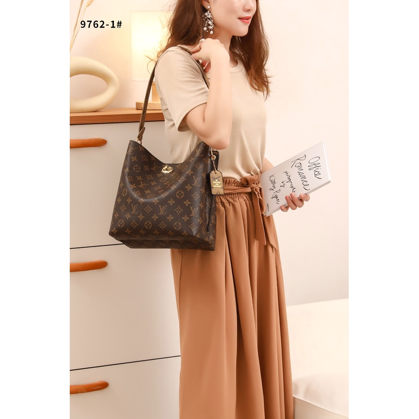 Bucket Bag With Pouch #9762-1