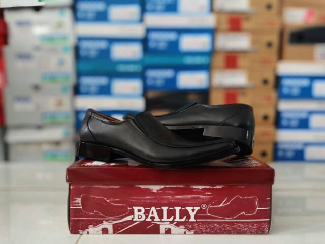 BALLY Sepatu Pantofel Kulit Asli