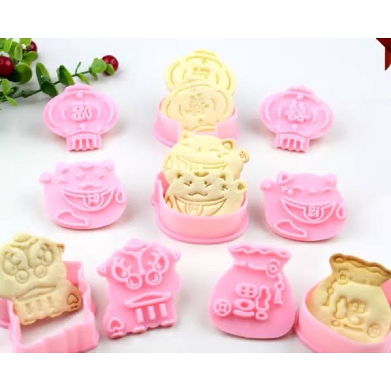 

cookies cutter & stamp barongsai lucky cat lampion