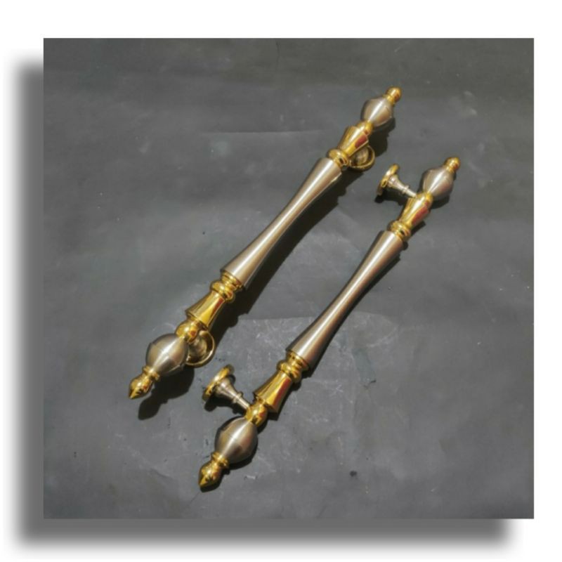 HANDLE PINTU RUMAH KUNINGAN ANTIK MOTIF DAHLIA KAMBOJA 60 CM