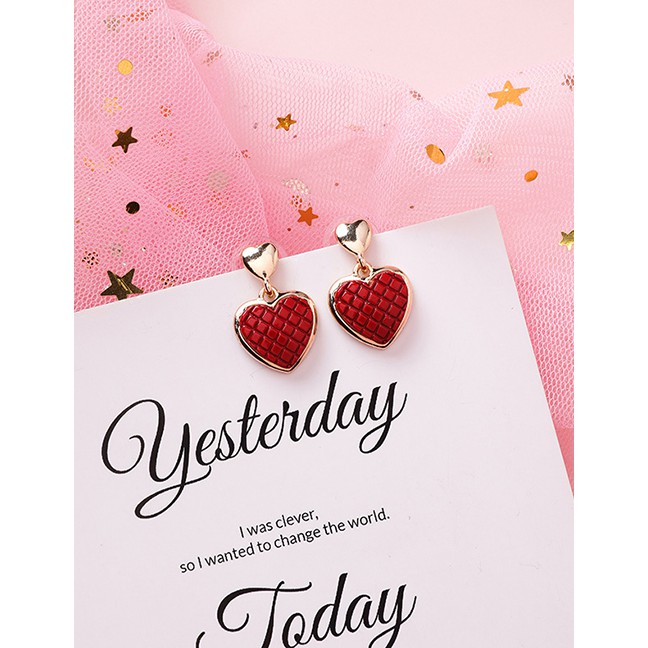 LRC Anting Tusuk Fashion Carved Love Earrings D63797