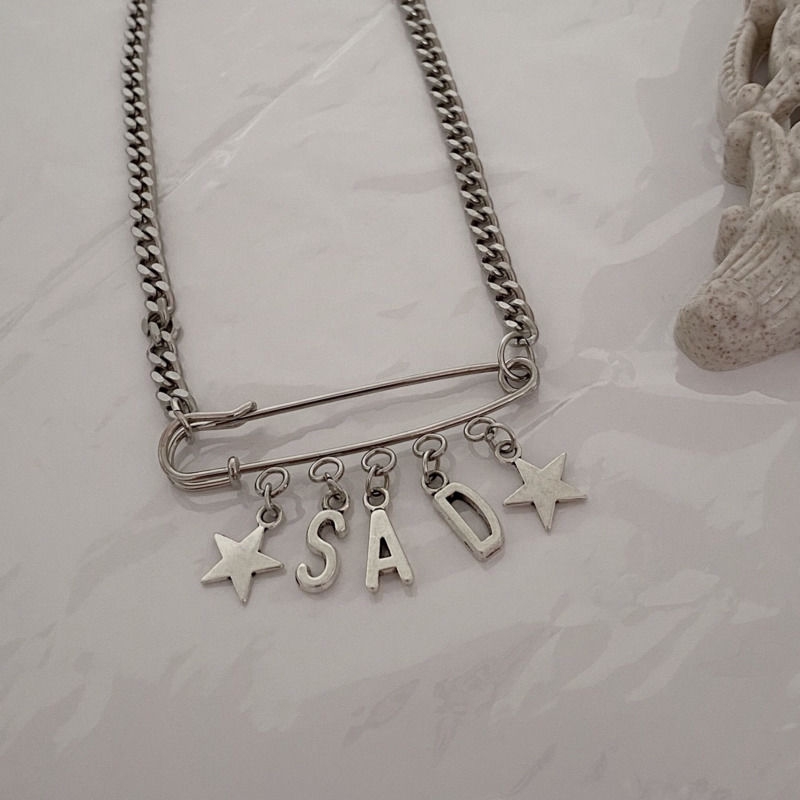 Pin Necklace Letter Pendant Harajuku Personality Short Paragraph Star Clavicle Chain