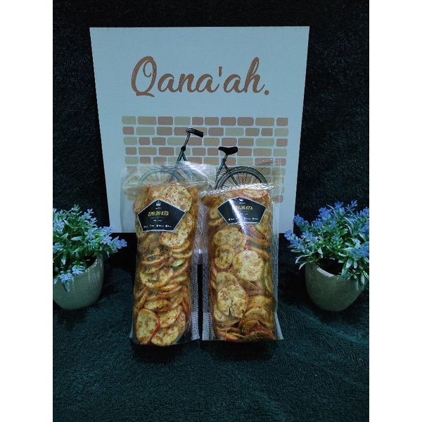 

Kerupuk SEBLAK Daun jeruk..100 Gram !! COD