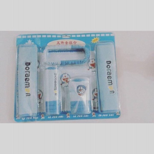 Sarung Car Set 5 in 1 ( Doraemon Snoopy Pooh Mickey Hello Kitty )