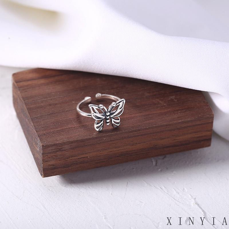 Cincin Desain Kupu-Kupu Hollow Out Gaya Vintage Untuk Sahabat