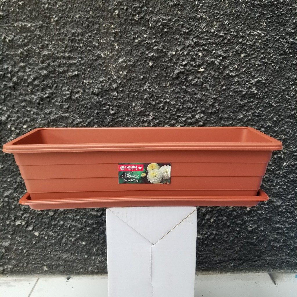 Pot Plastik Panjang Lion Star Trivetto ukuran M Tanaman Cokelat