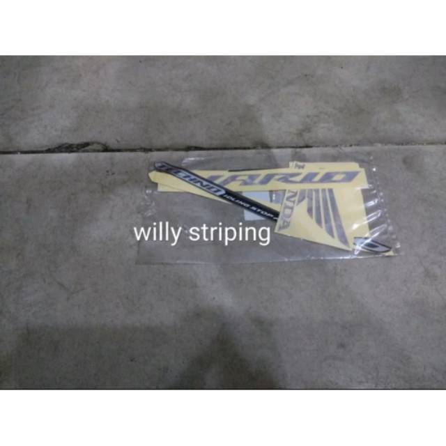 Striping sticker lis body honda vario tehno 150 led fi 2016 coklat