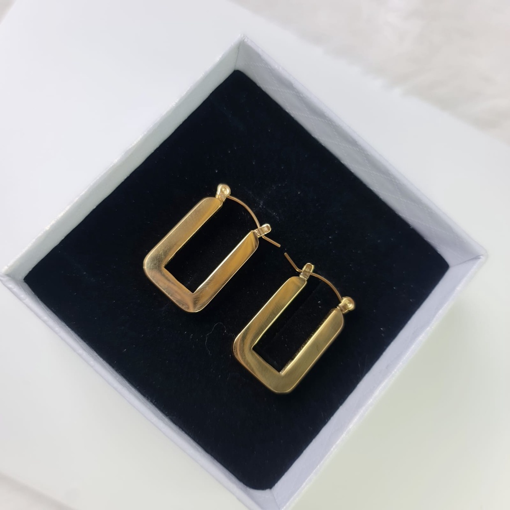 Anting wanita titanium model kotak gold anti luntur/Anting kotak segi