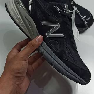  NEW  BALANCE  990V4 BLACK WHITE Shopee Indonesia