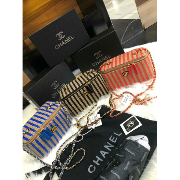 Chanel Vanity case with Chain bag in Raffia striped (Pls baca deskripsi lengkap)