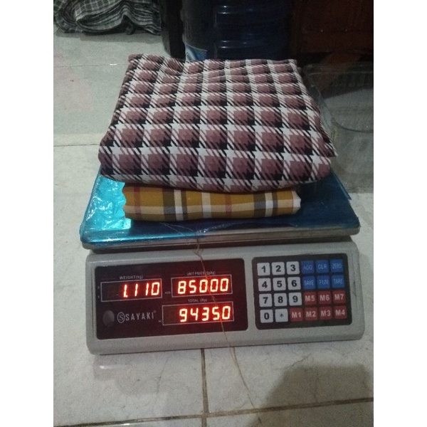 Kain Shakila Motif Kiloan