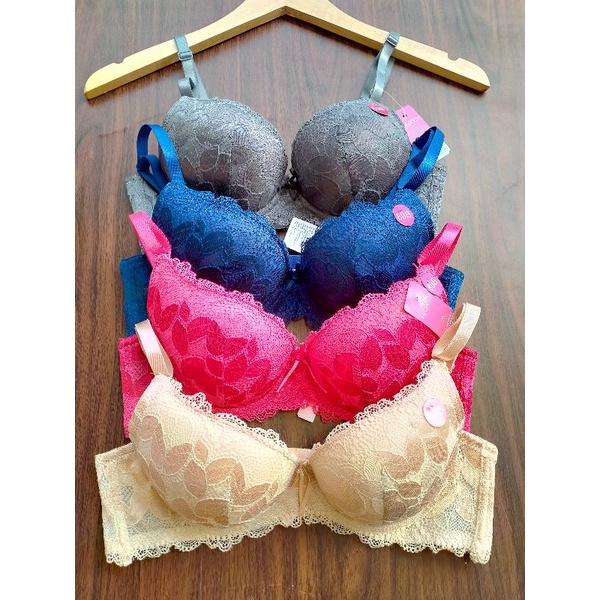 BRA FELANCY BERKAWAT