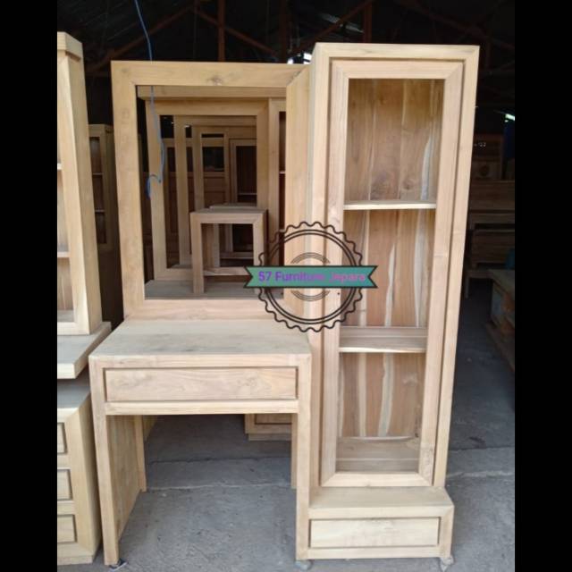 Meja rias modern kayu jati + lemari kaca kecil - Tolet mentahan