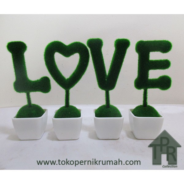 Buket Rumput LOVE, Pot Melamine Set