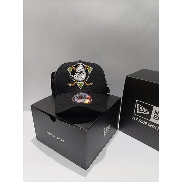 Mighty Duck Trucker / 9Forty A Frame