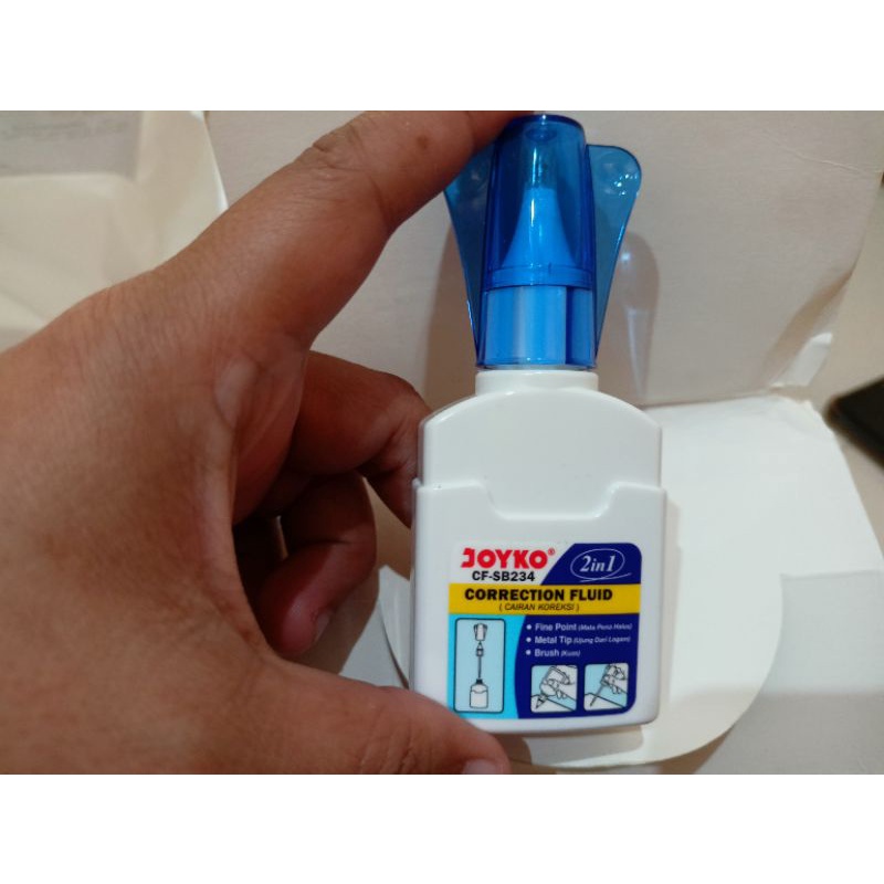 

Tipx correction fluid joyko 2in1