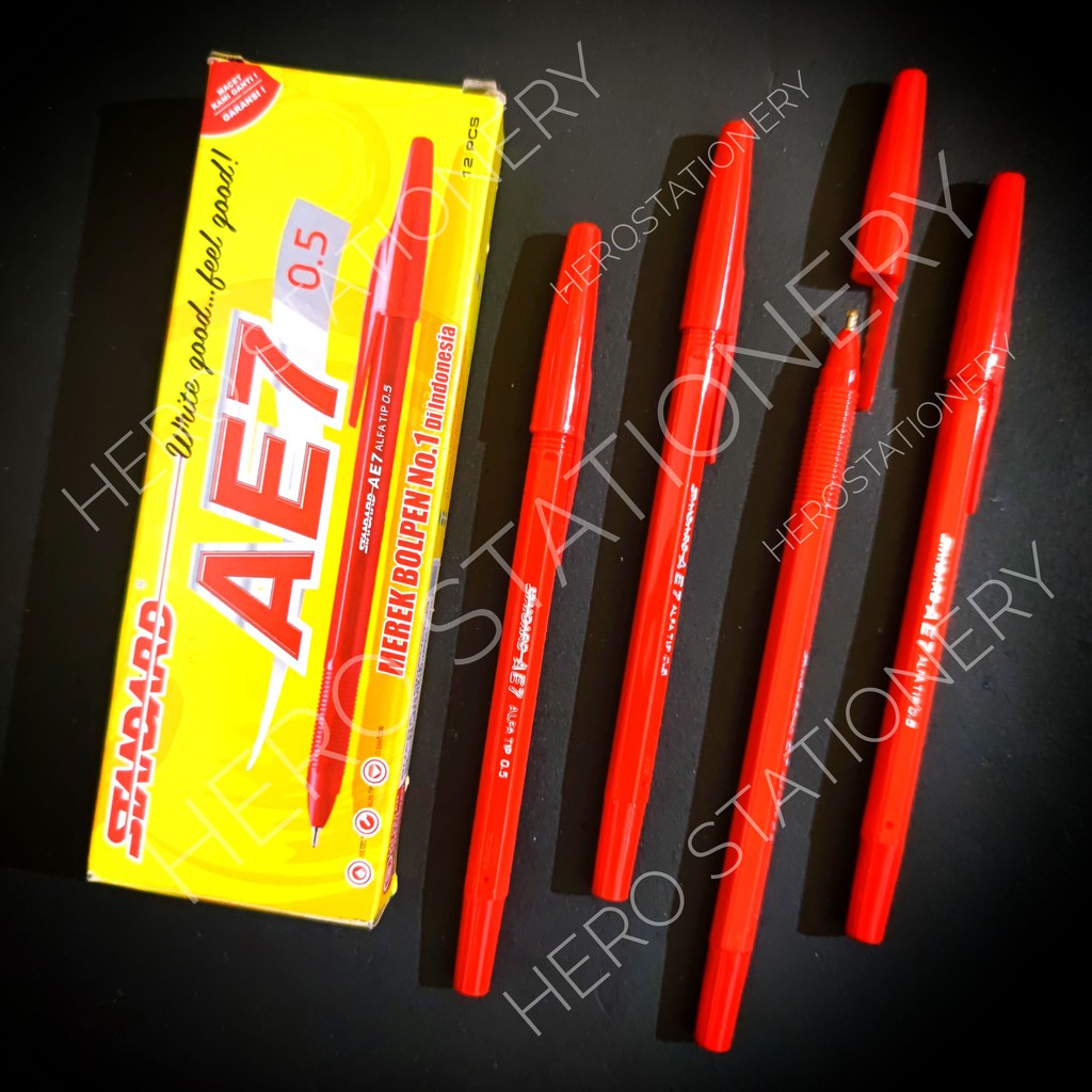 

Standard ballpoint pen AE7 tinta merah . 12 unit