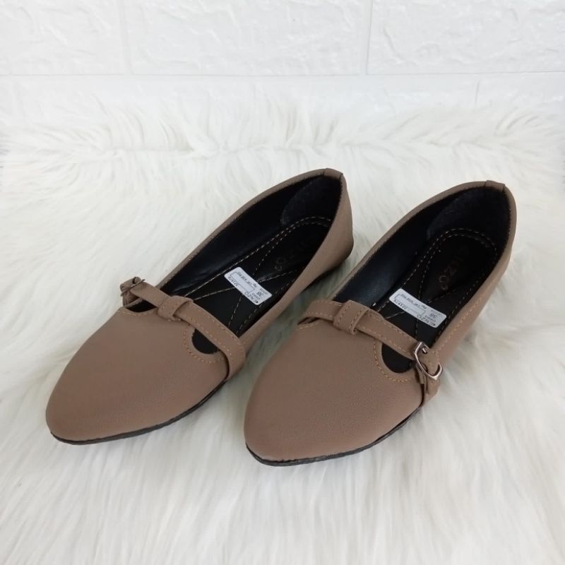 Sepatu Balet Wanita Simple Unik Kekinian Viral Flatshoes Terbaru Model Gesper Bisa COD FLASH SALE