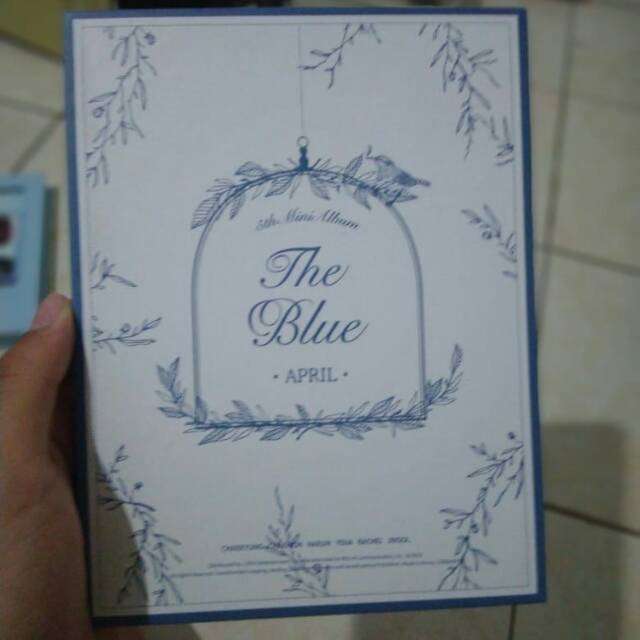 April 5th mini album "The Blue"