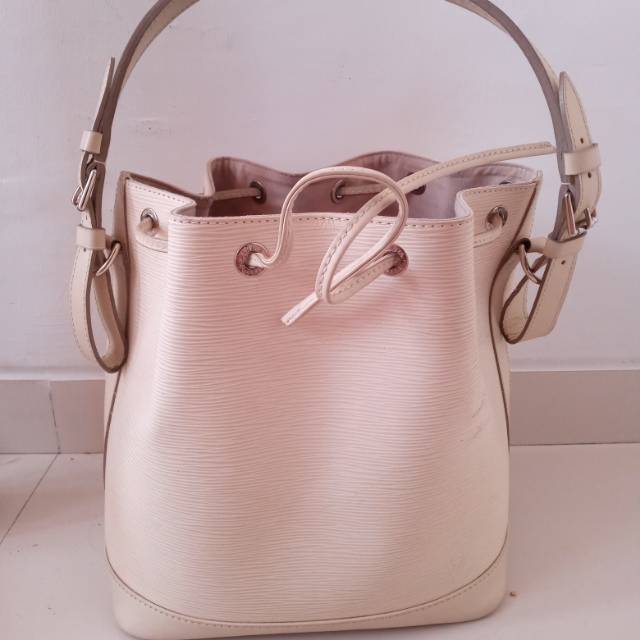 Preloved LV Petit Noe Ivory 2009 bag only