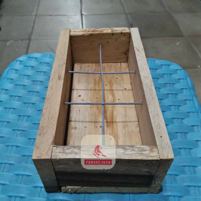 Cepuk Wadah Tempat Pakan Ram Kayu Burung Pox Fox