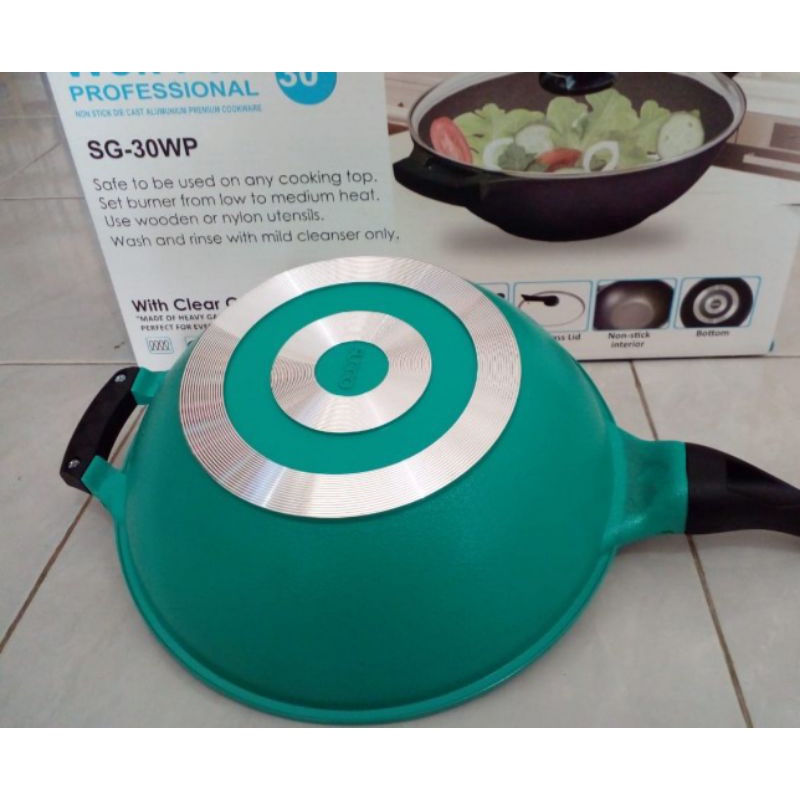 Wok Pan Suggo / Kuali batu Suggo 30 cm
