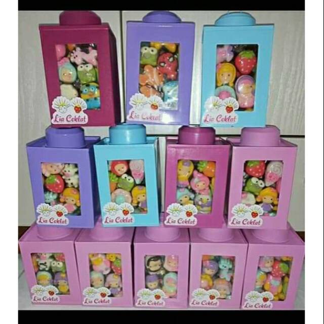 

Coklat karakter kaleng kerupuk 250gr