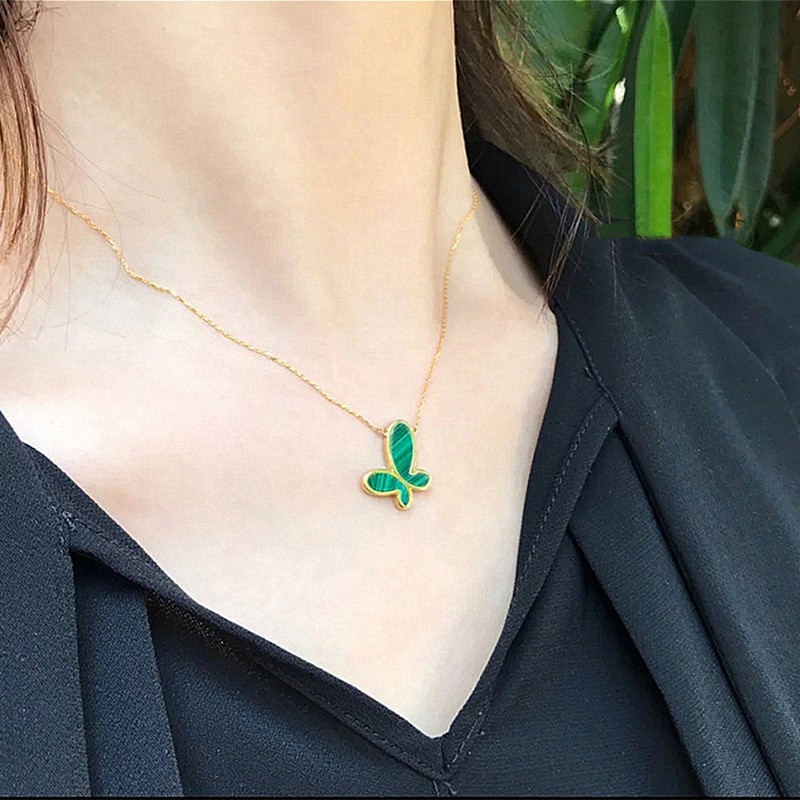 Kalung kupu hijau titanium anti karat korean style model terbaru