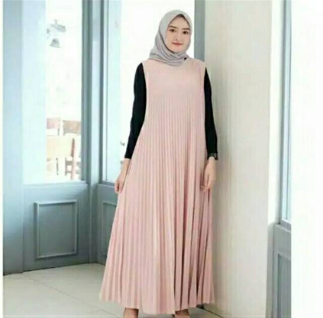 Dress plisket tanpa lengan/overoll plisket tanpa lengan