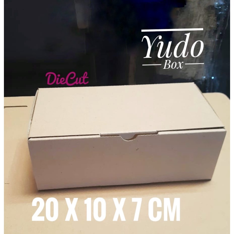 

KARDUS/KARTON/BOX Uk .20 x 10 x 7 CM...MODEL KARDUS PIZZA