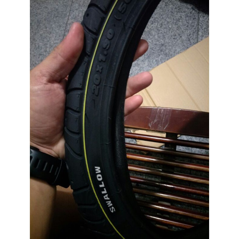 ban luar 20 x 190 swallow