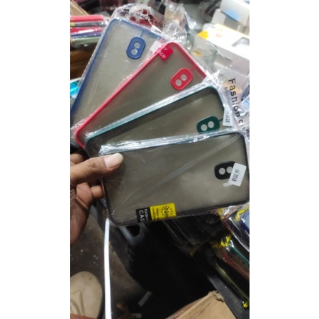 softcase silikon Aero Samsung j4 2018 yang ada pelindung camera