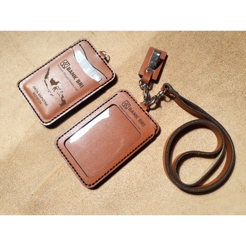 

Gantungan id card - id card holder - name tag holder - kulit - custom