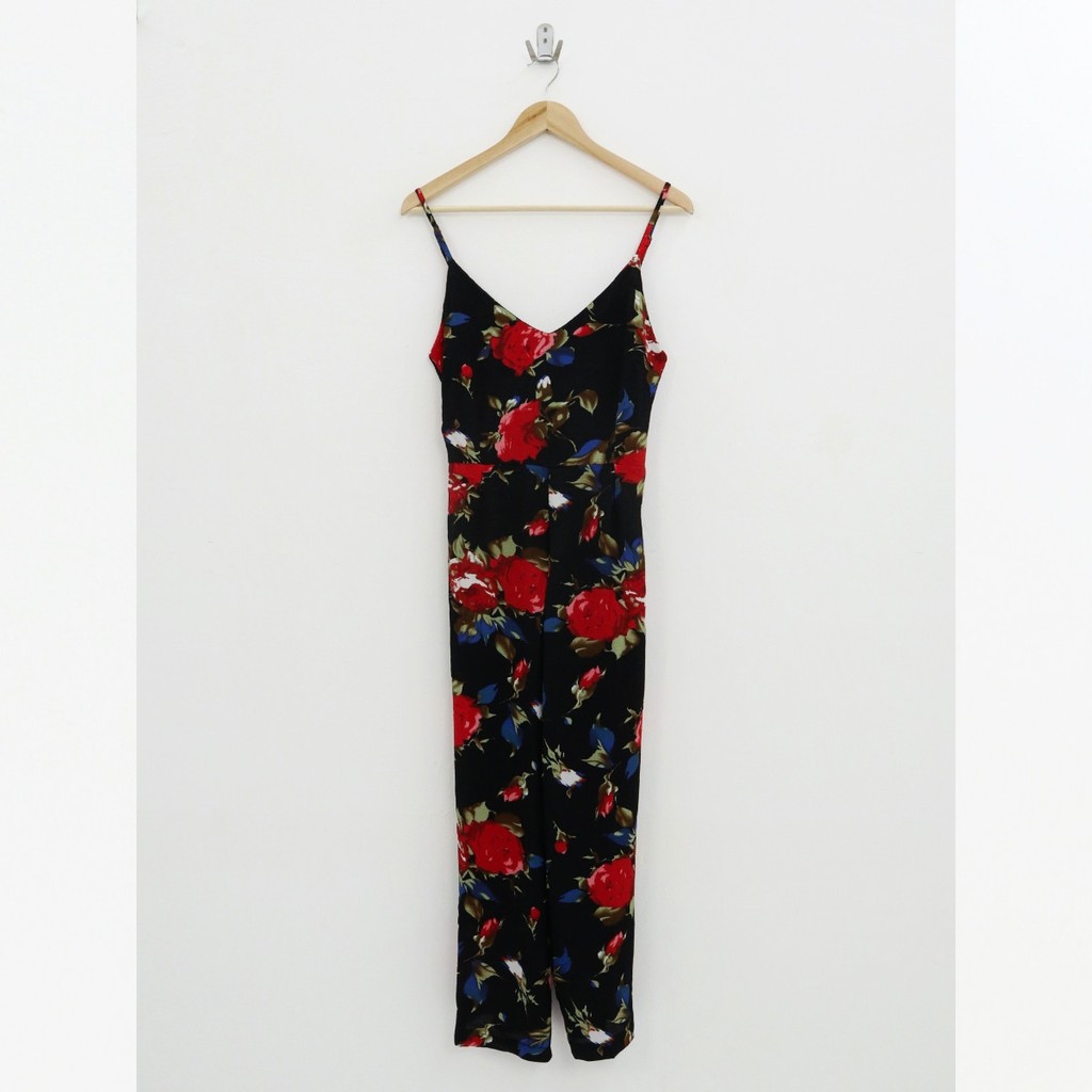 Sebby flow jumpsuit -Thejanclothes