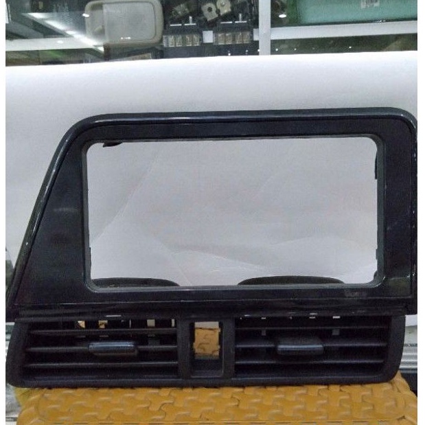 Frame Head Unit Sienta Tipe G