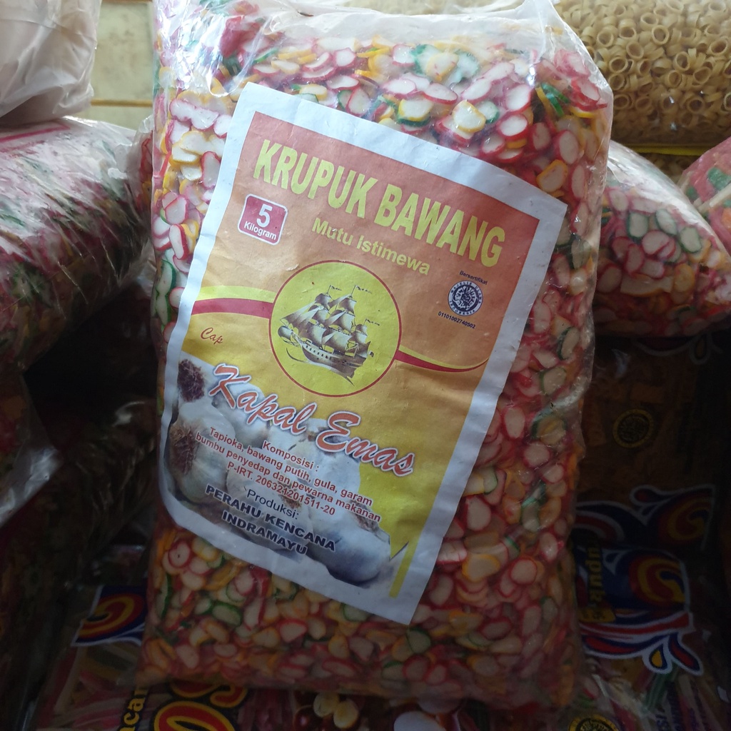 

[Bal] Kerupuk Mentah Bawang Warna Kapal Emas isi 5 kg - JKB*